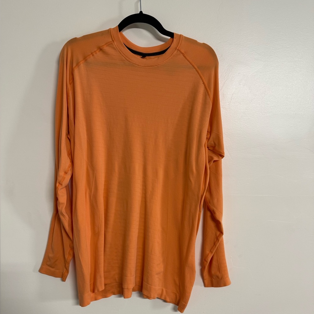 Alphalete long sleeve